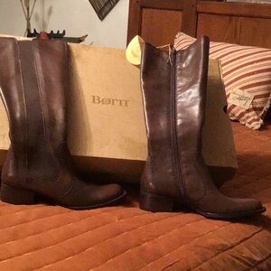 Size 6 women’s Born Brown Leather Knee-High Boots